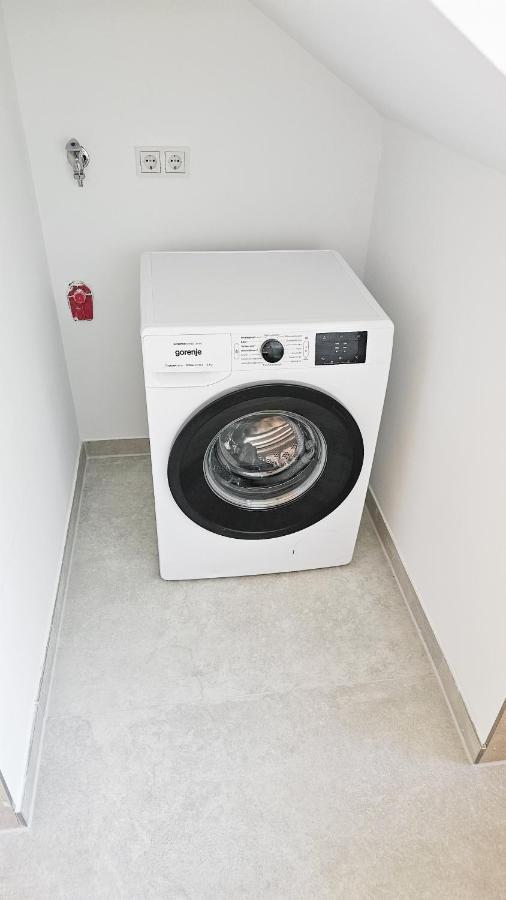 Apartment Luxus Dachgeschoss 80m² *